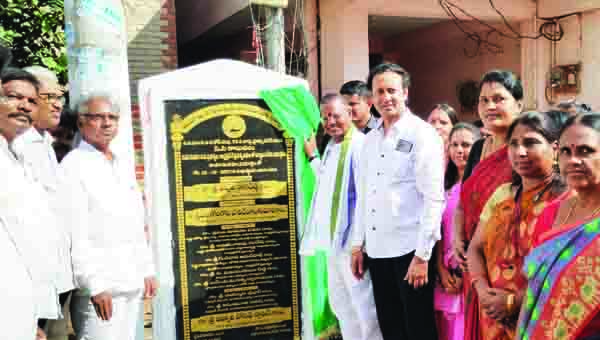 మౌలిక సౌకర్యాల కల్పనకు పెద్దపీట