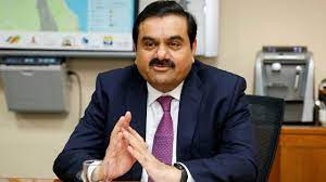 రూ.82వేల కోట్ల అప్పుల వేటలో అదానీ