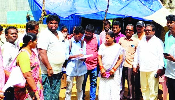 పారదర్శకంగా ఇళ్ల సర్వేను నిర్వహించాలి