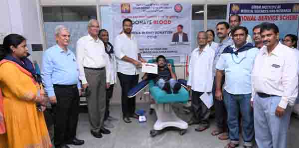  మెగా రక్తదాన శిబిరం విజయవంతం