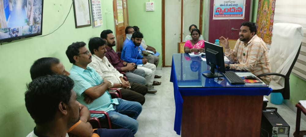 ప్లాస్టిక్‌ బ్యానర్ల ప్రింటింగ్‌ నిలుపుదల చేయాలి : కమిషనర్‌