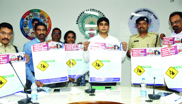 రోడ్డు ప్రమాద బాధితులకు తక్షణ సహాయం