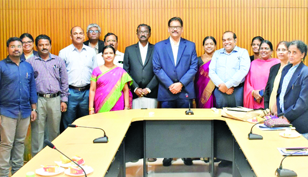  న్యాయ విద్య అభివృద్ధిపై దృష్టి