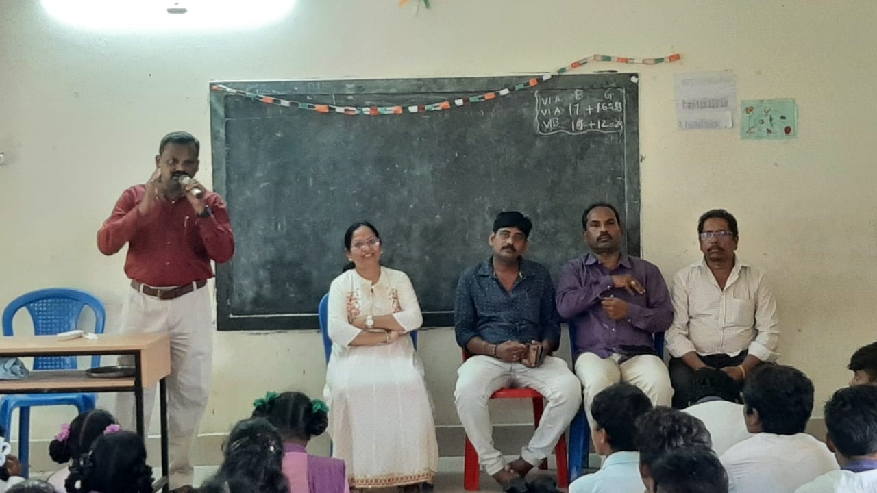 సాంకేతికతను అందిపుచ్చుకోవాలి