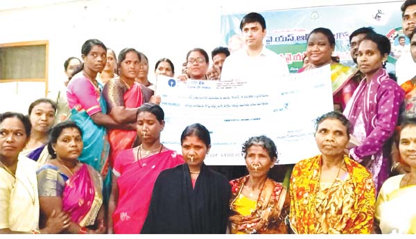 రైతుల ఆర్థిక ప్రగతికి ప్రభుత్వం కృషి