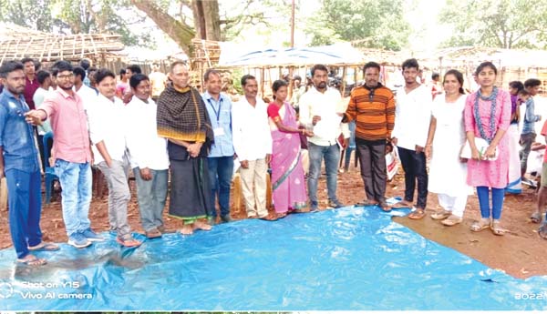 గ్రామసభలో సమస్యలపై ధ్వజం