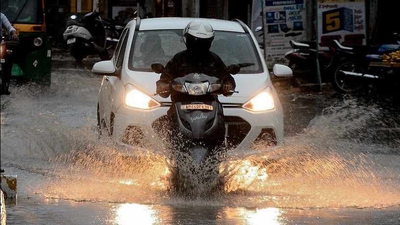 భారీ వర్షం