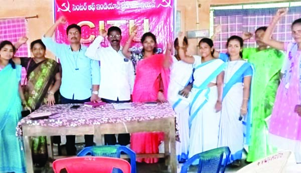 కార్మిక సమస్యలపై ఉద్యమాలు ఉధృతం