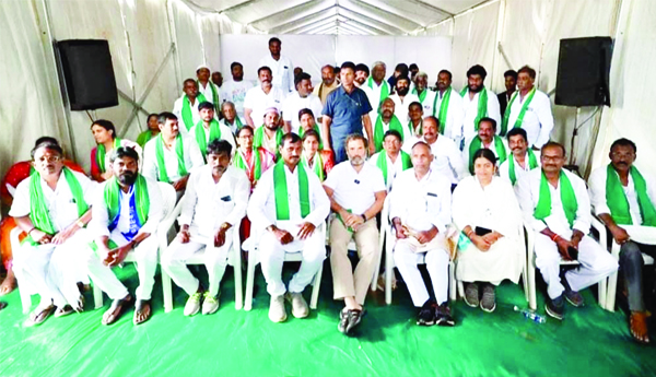 రాహుల్‌ గాంధీ దృష్టికి పోలవరం సమస్యలు