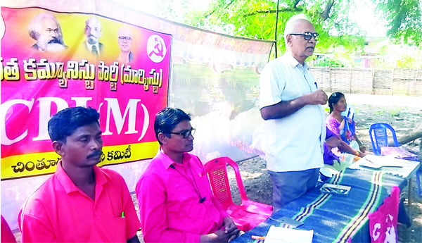 వరద బాధితులకు సిఎం ప్రకటించిన రూ.10వేలు ఆర్థికి సాయం తక్షణమే ఇవ్వాలి