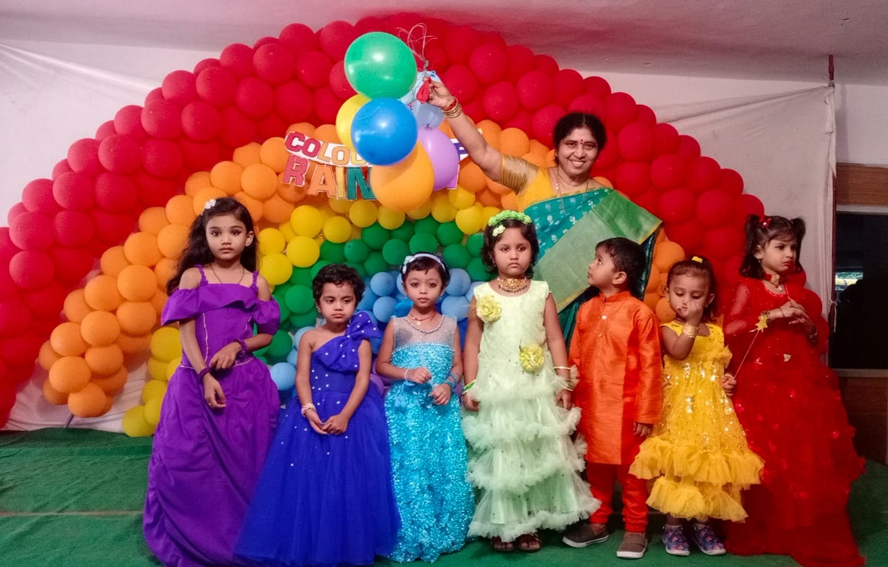 ఉల్లాసభరితంగా కలర్స్‌డే