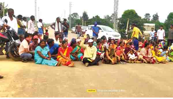 గ్రామసభ బహిష్కరణ