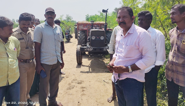 sebsab chief observe sand loading