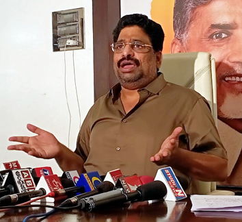 విజయసాయిరెడ్డికి నార్కో పరీక్షలు చేయించాలి : టిడిపి