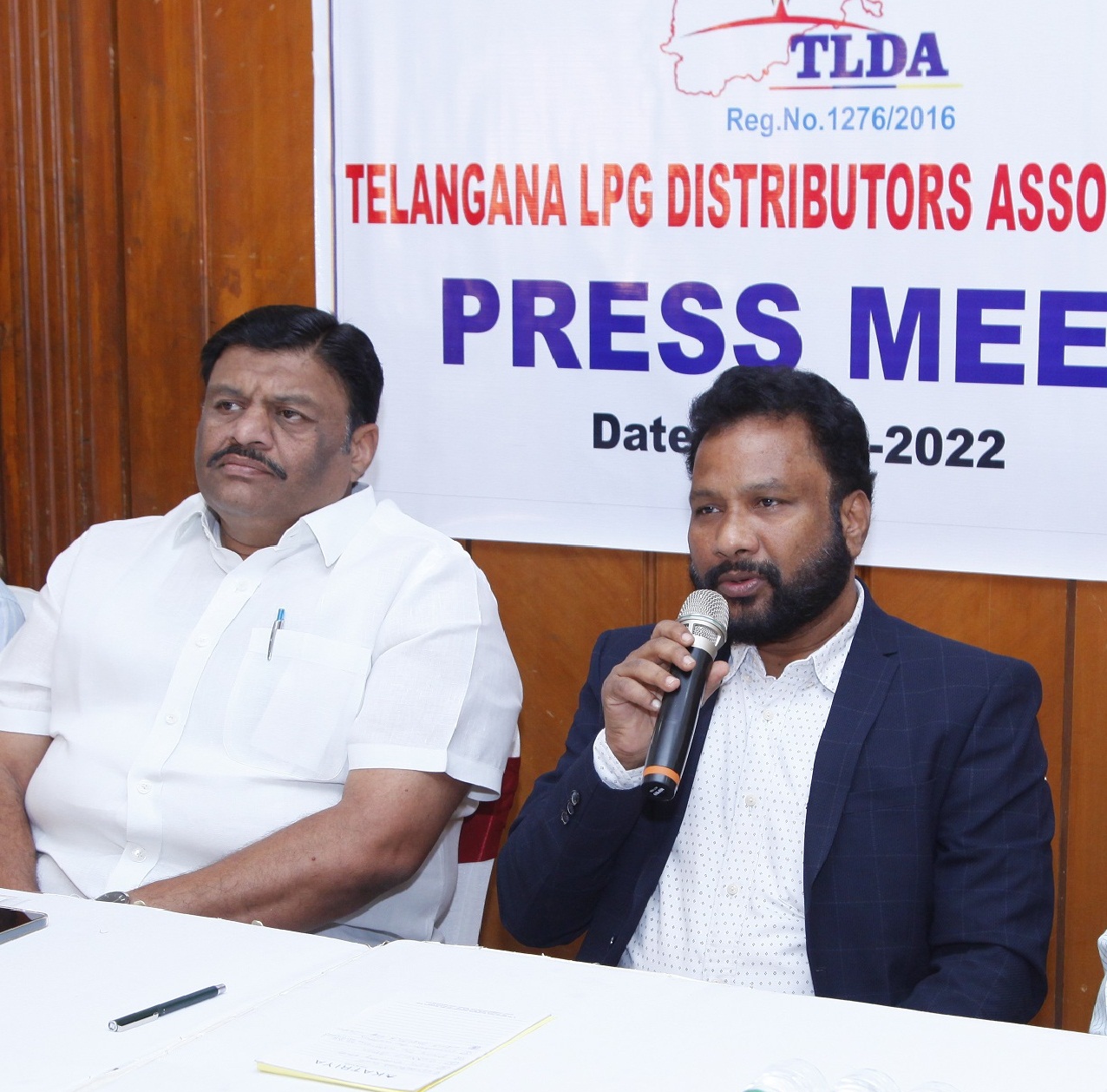 హోటళ్లపై గుదిబండ- వాణిజ్య గ్యాస్‌పై రాయితీ ఎత్తివేత