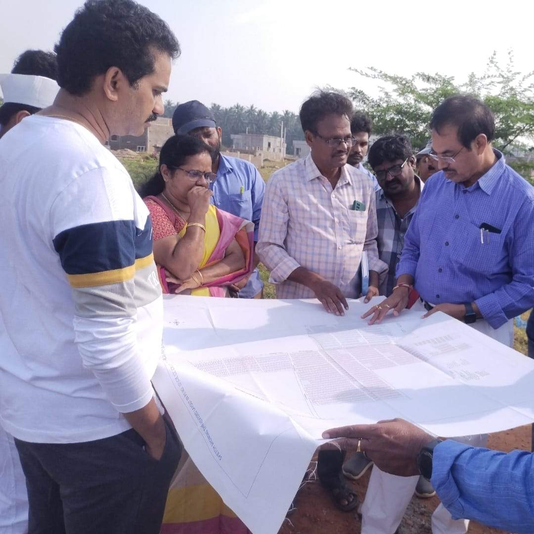 ఇళ్ల నిర్మాణాల ప్రగతిపై హౌసింగ్‌ డే