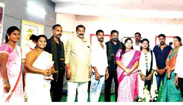 యువత కళా రంగంలో రాణించాలి