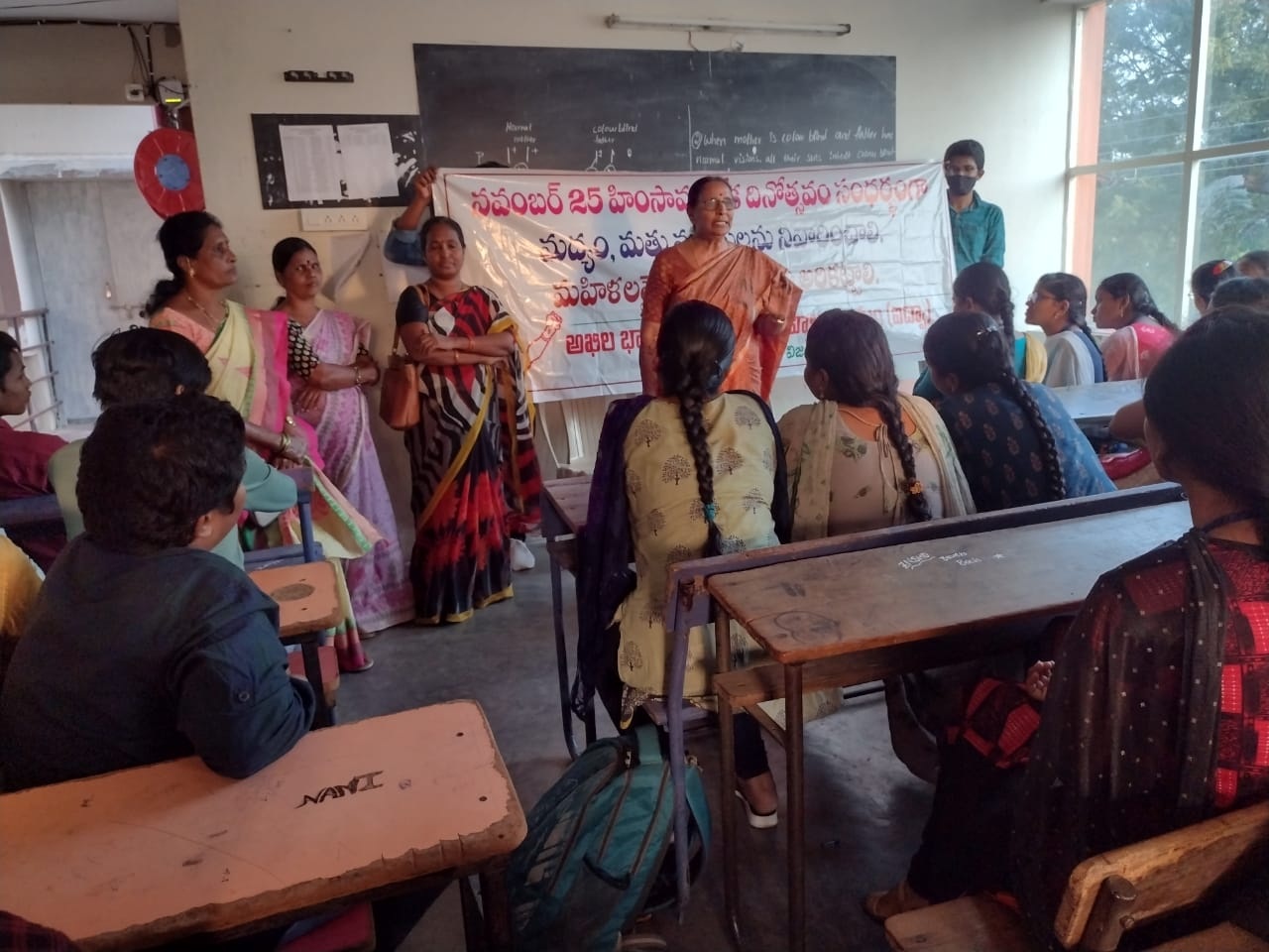 మహిళలపై రోజురోజుకు పెరుగుతున్న వేధింపులు