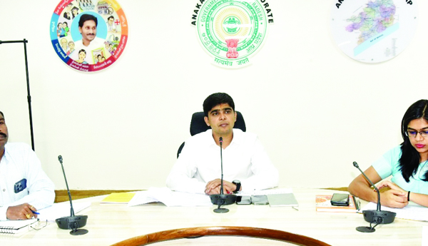 పరిశ్రమల్లో భద్రత ప్రమాణాలు పాటించాలి