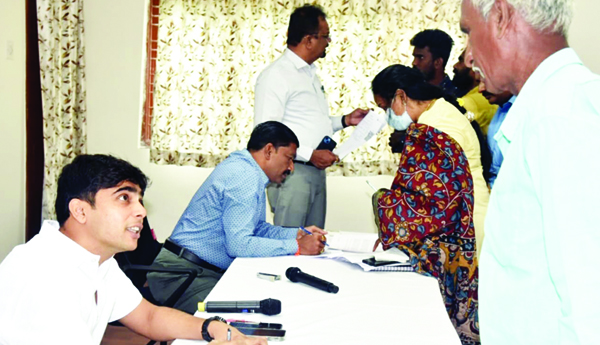 స్పందన దరఖాస్తుల పరిష్కారం వేగవంతం