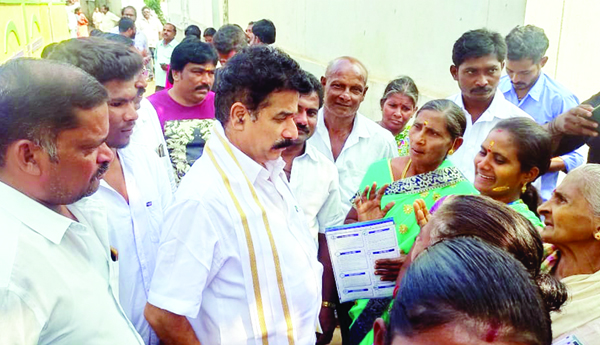 పలు గ్రామాల్లో 'గడపగడపకు మన ప్రభుత్వం'