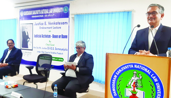 న్యాయ క్రియాశీలత అవసరం