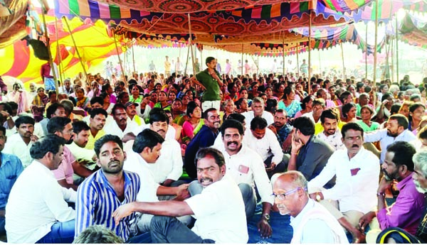  నేవీ నిర్వాసితుల సమస్యలను చిత్తశుద్ధితో పరిష్కరించాలి