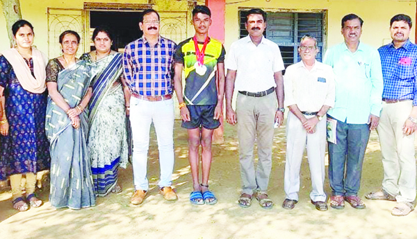 అథ్లెటిక్స్‌ పోటీల్లో విద్యార్థుల ప్రతిభ