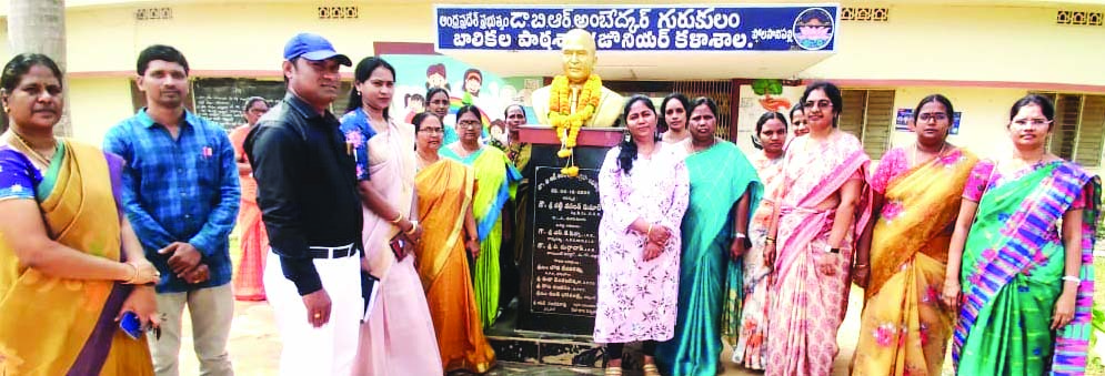 పొలసానపల్లిలో సాబ్జీ, వినీత పర్యటన