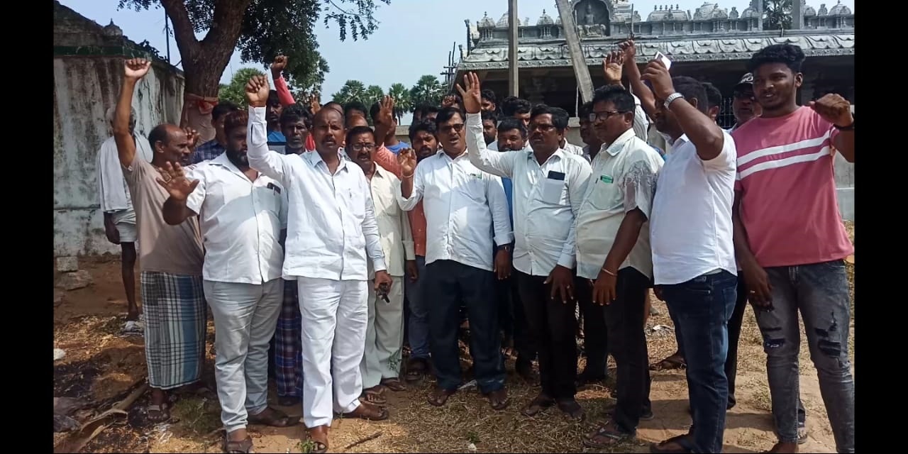  వద్దంటే బోర్లు వేస్తారెందుకు..!