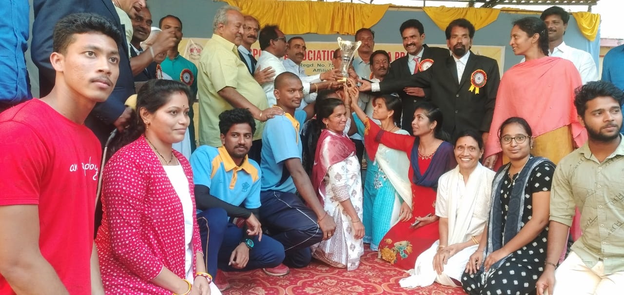 యోగా పోటీల విజేత విశాఖ