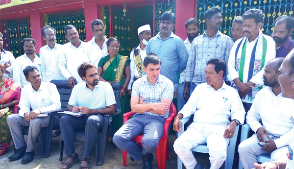 అత్యవసర మందులు అందుబాటులో ఉంచండి