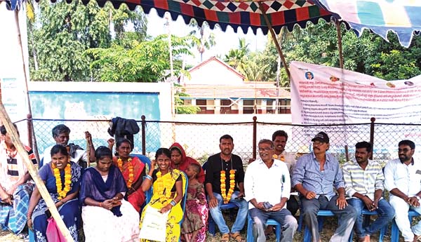 దళితులు నిరాహార దీక్ష