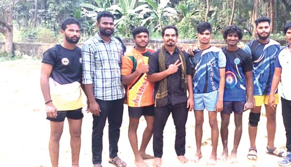 నర్సీపట్నం కబడ్డీ టీమ్‌కు ద్వితీయ స్థానం