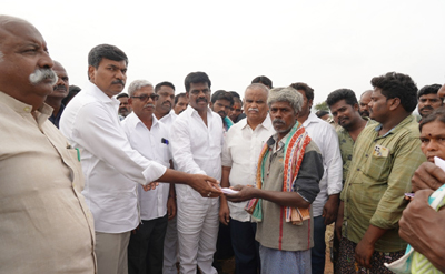 ఆదుకుంటాం