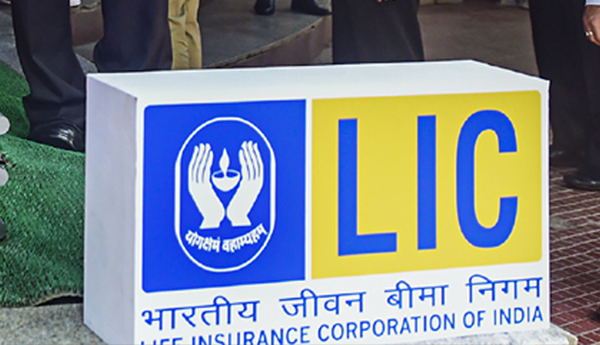 LIC-shares-run-9%