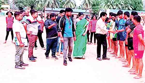 రాష్ట్ర స్థాయి పోటీల్లో రాణించాలి