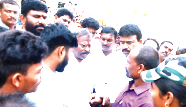   గడప గడపకు మన ప్రభుత్వం