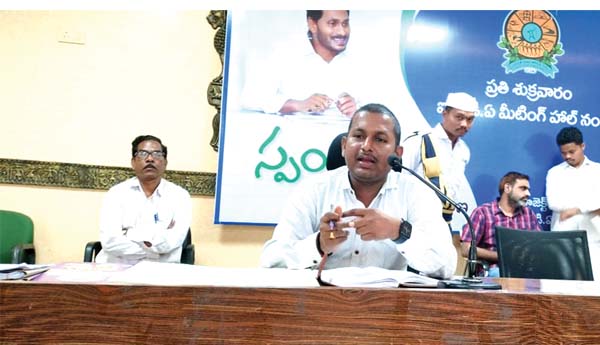 జిల్లా వ్యాప్తంగా రెడ్‌ క్రాస్‌ సేవలు విస్తరణ