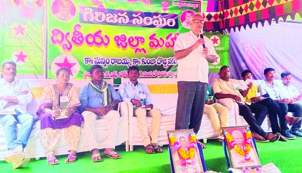 గిరిజన సమస్యలపై విస్తృత పోరాటాలు