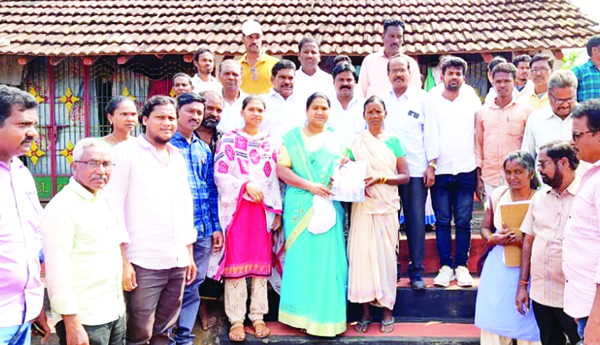 సంక్షేమ పథకాలను ఉపయోగించుకోవాలి