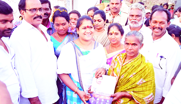 అర్హులందరికీ సంక్షేమ పథకాలు