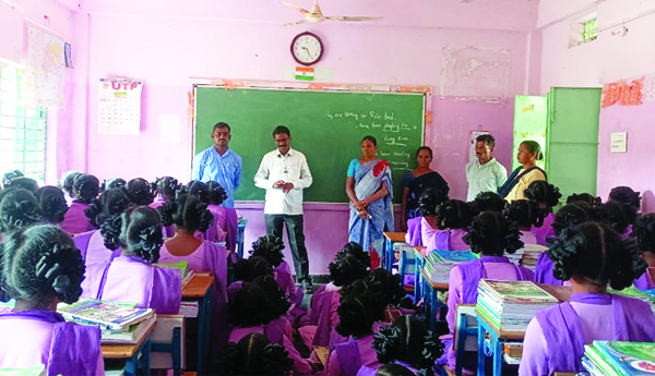 ఉపాధ్యాయులు లేకుండా చదువులెలా వస్తాయి?