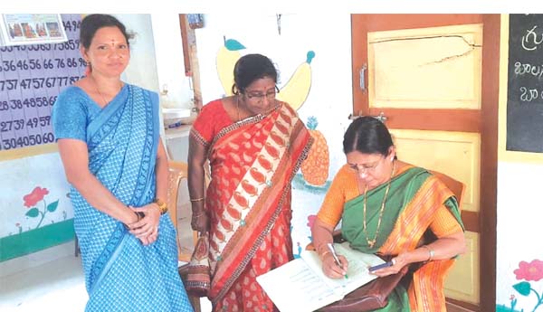 మెనూ అమలు చేయకుంటే చర్యలు