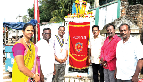   పొట్టి శ్రీరాములుకు ఘన నివాళి