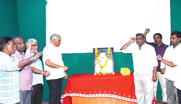  రమేష్‌ ఆశయ సాధనకు కృషి