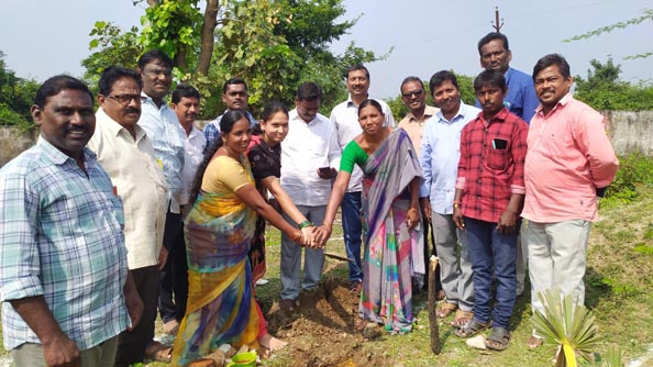  'నాడు నేడు' పనులకు శంకుస్థాపన