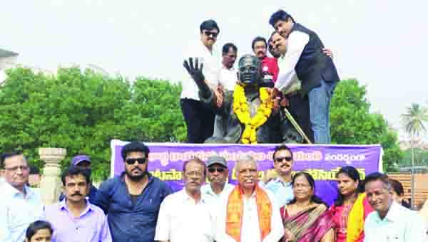 ఘంటసాలకు భారతరత్న ఇవ్వాలి