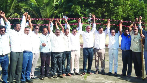 27న ఉక్కు ప్రజా గర్జనను విజయవంతం చేయండి