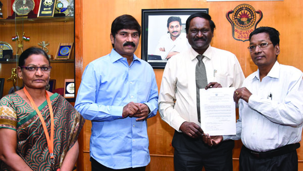 ఆర్ట్స్‌ కళాశాల ప్రిన్సిపల్‌గా ఆచార్య నరసింహారావు